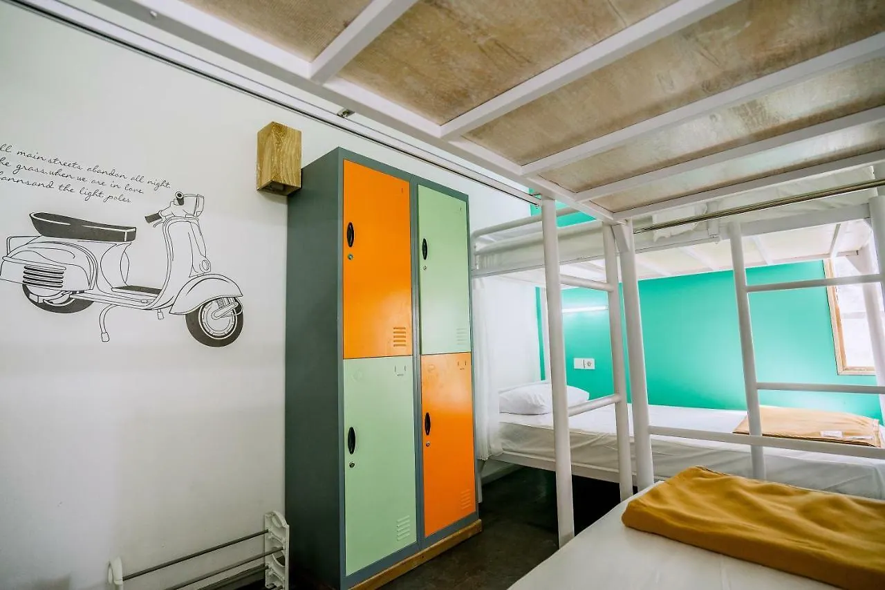Cozy Bobo Hostel Seminyak